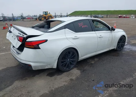 2022 Nissan Altima Sr Fwd z USA, uszkodzony, nr VIN 1N4BL4CV6NN415869